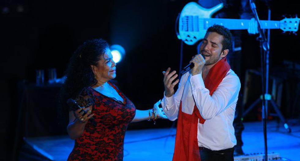 David Bisbal y Eva Ayllón interpretaron el tema “Dígale”. (Foto: Peru.com / Diego Toledo)