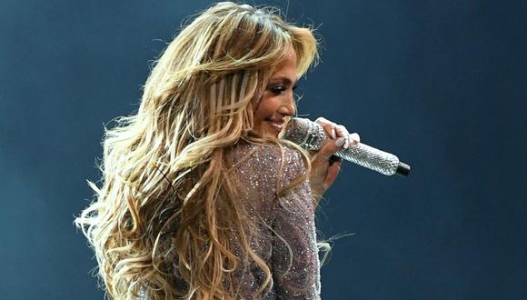Jennifer Lopez confiesa que se conmovió hasta las lágrimas tras celebrar sus 50 años. (Foto: AFP)