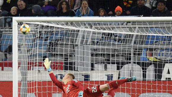 Rodrigo de Paul casi marca el descuento de Argentina frente a Alemania con un potente remate que había vencido a Ter Stegen. (Foto: AP/Martin Meissner)
