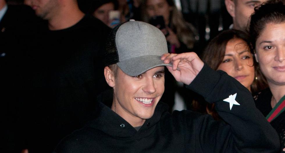 Justin Bieber arribó a Lima la madrugada de este martes y no pudo evitar ser captado. (Foto: Getty Images)