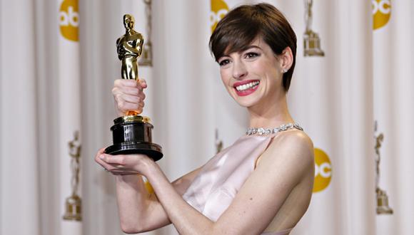 Anne Hathaway será una de las presentadoras del Oscar 2014