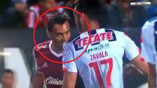 Juan Arango imitó a Luis Suárez y mordió a un rival (VIDEO)