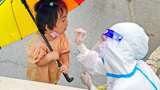 La gran ciudad china de Xi’an, de 13 millones de habitantes, se cierra para evitar un brote de coronavirus