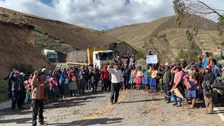 Apurímac: comuneros tienen bloqueada vía Abancay-Andahuaylas desde la semana pasada