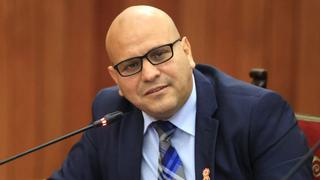 Ministro Alejandro Salas presenta su renuncia a la militancia de Somos Perú