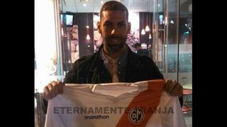 Deportivo Municipal: campeón internacional firmó por el club