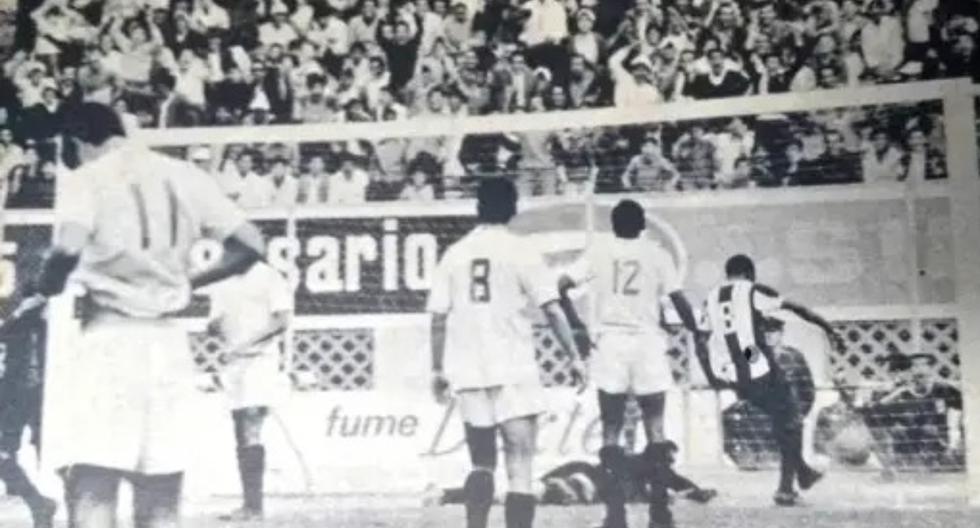 El 25 de diciembre de 1974, Alianza Lima y Universitario jugaron un partido amistoso en Navidad. Fue la primera y única vez. (Foto: referencial)