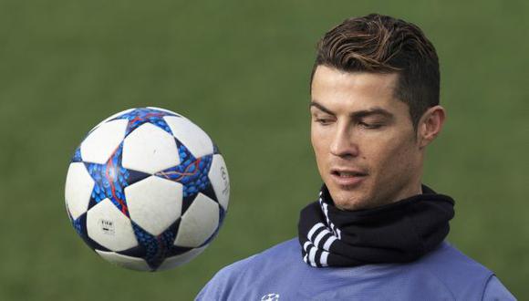 Cristiano Ronaldo será padre de gemelos, según diario británico
