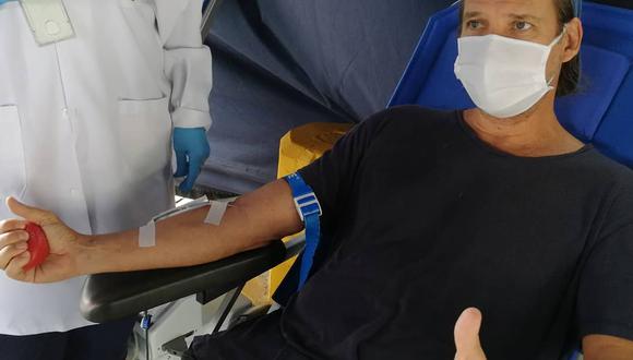 Christian Thorsen donando sangre en junio de 2020 (Foto: Christian Thorsen / Instagram)