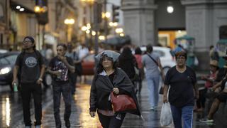 Gobierno declara el estado de emergencia en 6 distritos de Lima ante fuertes lluvias
