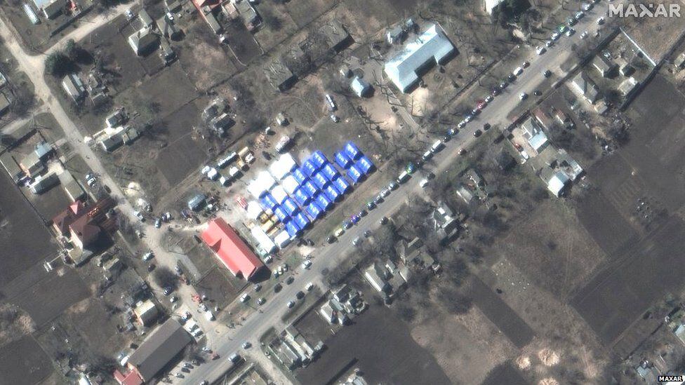 Satellite images show a camp in the Russian city of Bezimenne where Ukrainians have arrived.  (SATELLITE IMAGE ©2022 MAXAR TECHNOLOGIES.)