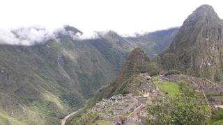 Doce kilómetros junto al río Vilcanota: un trekking económico para llegar hacia Machu Picchu