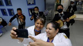 La gran sorpresa que recibieron por el Día de la Madre las médicas que atienden el coronavirus en México | FOTOS