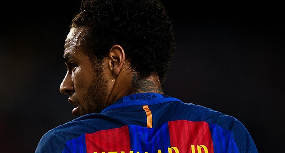 Neymar cumplió con compromisos comerciales tras completar la gira del Barcelona en Estados Unidos. Todo apuntaba que firmaba con el PSG, pero vuelve a España. (Foto: Getty Images)