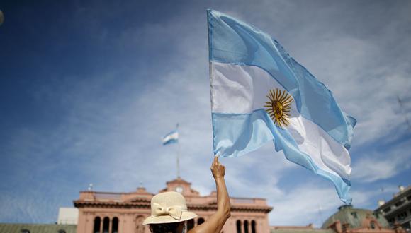 Sepa aquí a cuánto se cotiza el dólar en Argentina este 12 de marzo de 2021. (Foto: AP)