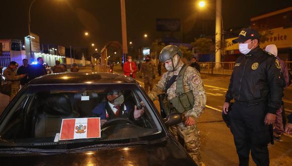 El toque de queda se mantendrá como medida para menguar la tasa de contagios del COVID-19. (Foto: Gob.pe)