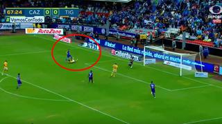 Cruz Azul vs. Tigres: Roberto Alvarado marcó golazo para el 1-0 [VIDEO]