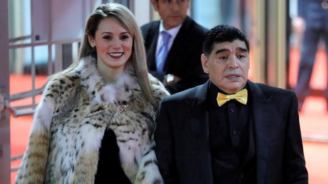 Rocío Oliva junto a Diego Armando Maradona. (Fotos: Agencias)