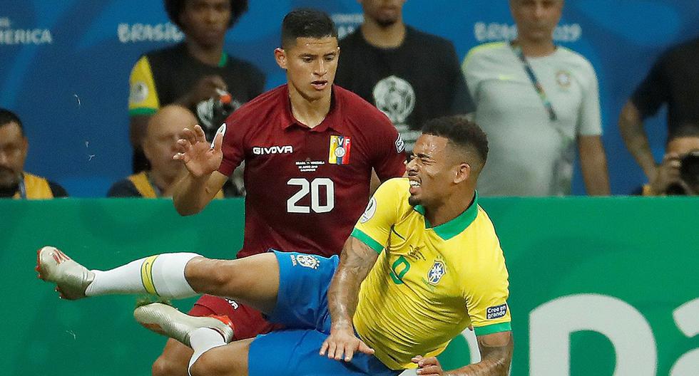 A Perú y Brasil les anularon cinco goles ante Venezuela por decisión del VAR. (Foto: EFE)