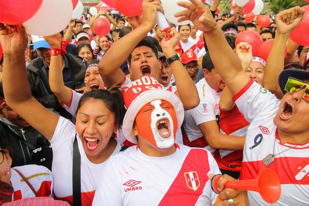 La selección peruana no clasificó al Mundial Qatar 2022 pero, pese a ello, algunos pocos aficionados se han animado a viajar.