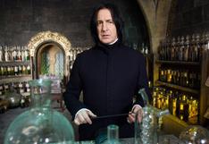 Harry Potter: fans rinden tributo a Alan Rickman en la Plataforma 9 ¾ | FOTOS