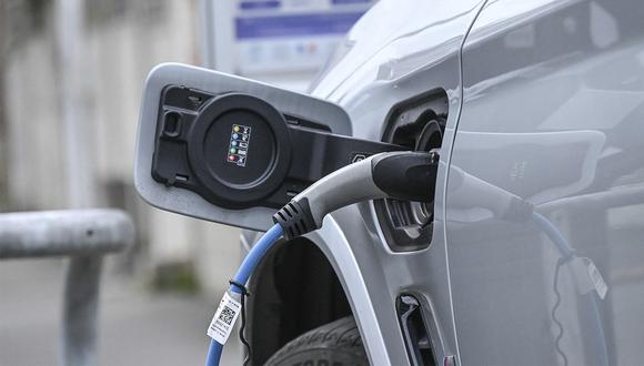 Autos eléctricos se pueden comprar por 100 euros mensuales en Francia: ¿cómo?