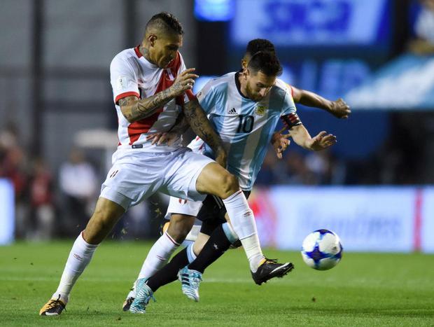 Lionel Messi and Paolo Guerrero will meet this Tuesday at the National Stadium. 