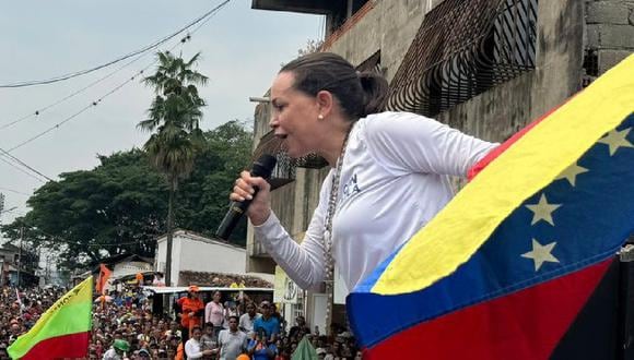La opositora venezolana María Corina Machado durante un acto de proselitismo en Barinas, Venezuela, el 7 de marzo de 2024. (Foto de Prensa De María Corina Machado / EFE)