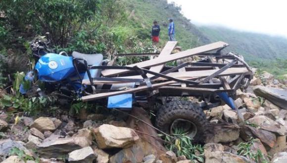 Cusco: nueve fallecidos tras vuelco de trimoto a un abismo