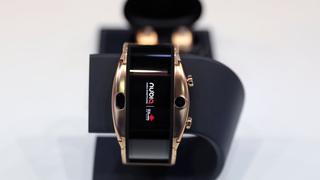 Nubia Alpha, el móvil plegable capaz de enrollarse en la muñeca como un reloj | FOTOS y VIDEO