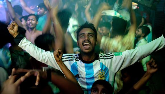 En Bangladesh hay una fiebre por Argentina y su selección masculina de fútbol. (GETTY IMAGES).