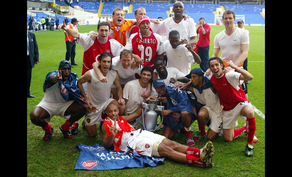 Se cumple un año más de la coronación del Arsenal campeón de la Premier League de forma invicta | Foto: AFP/AP/EFE/Reuters