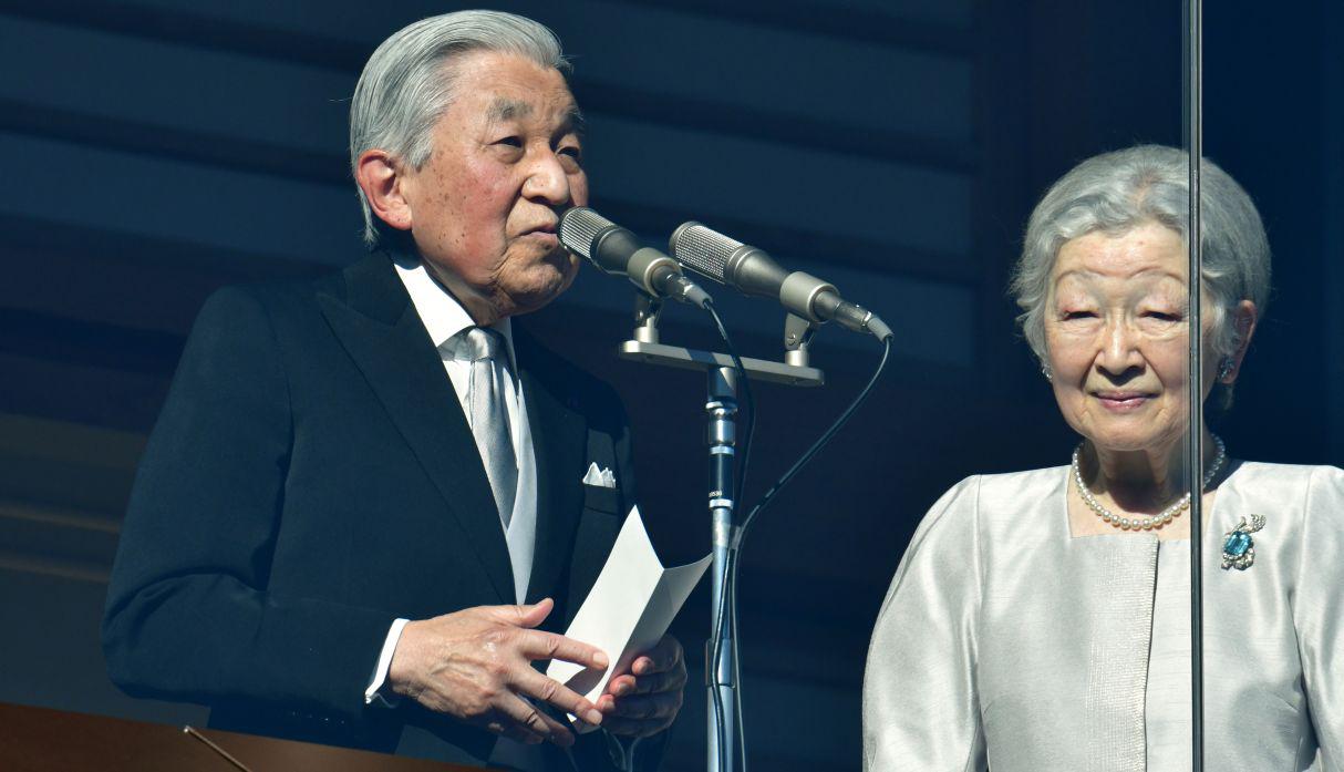 En 2018 un total de 126.720 personas participaron en el tradicional saludo, una cifra récord desde la ascensión al trono de Akihito en 1989. (Foto: AFP)