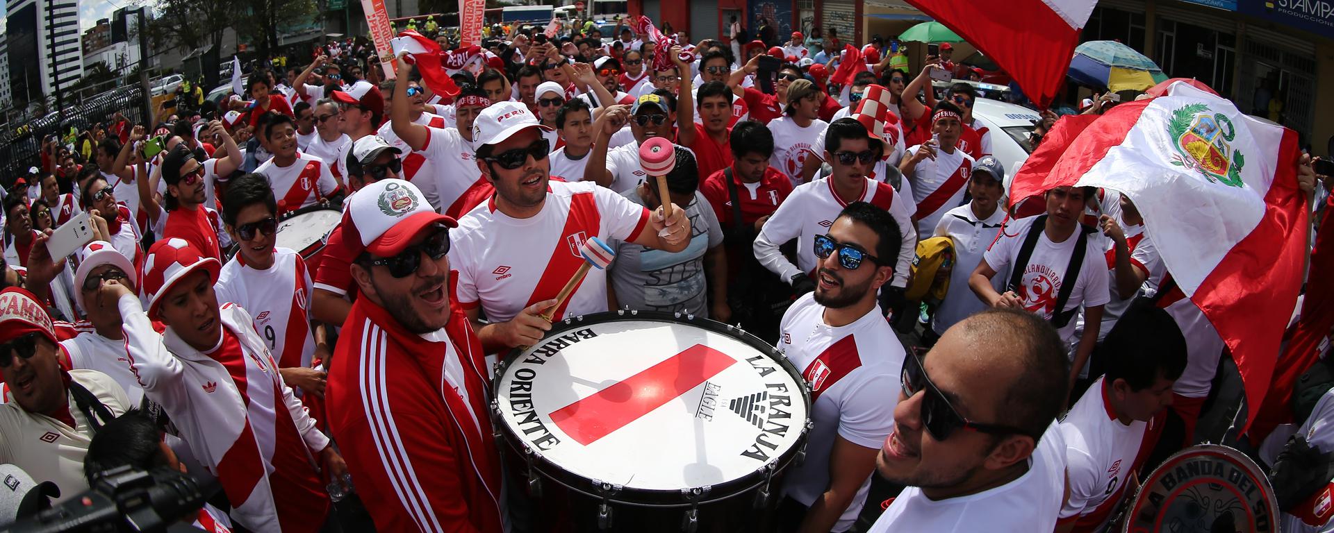 ¿Qué hay detrás de cada canción dedicada a la selección peruana? El autor Gonzalo Polar lo cuenta
