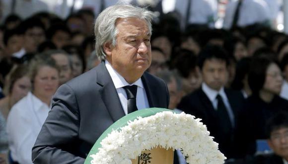 El Secretario General de las Naciones Unidas, Antonio Guterres, pronuncia un discurso durante una ceremonia en conmemoración del 73 ° aniversario del bombardeo atómico en el Peace Memorial Park en Nagasaki, al oeste de Japón. (Foto: AP)