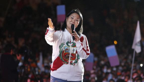 La candidata presidencial de Fuerza Popular, Keiko Fujimori, culminó su campaña electoral con miras a segunda vuelta en el distrito de Villa El Salvador | Foto: Hugo Pérez / @photo.gec