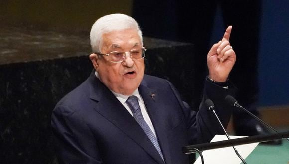 El presidente palestino, Mahmoud Abbas, se dirige a la 78.ª Asamblea General de las Naciones Unidas en la sede de la ONU en la ciudad de Nueva York el 21 de septiembre de 2023. (Foto de Bryan R. Smith / AFP)
