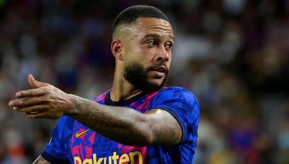 Depay fue uno de los puntos más bajo de Barcelona en el derbi. (Foto: AFP)