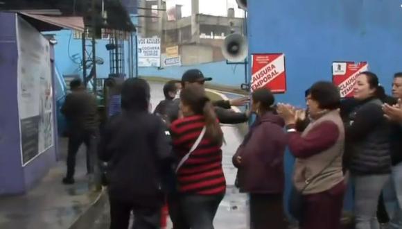 El centro comercial fue reabierto en la mañana del martes. (Foto: Captura/TV Perú)