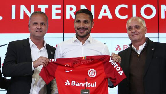 Paolo Guerrero se unió a Internacional en agosto del año pasado, pero todavía no debuta con el 'Colorado'. (Foto: EFE)