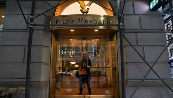 First Republic Bank está explorando la venta de entre US$ 50.000 millones y US$ 100.000 millones de activos. (Foto: Reuters)