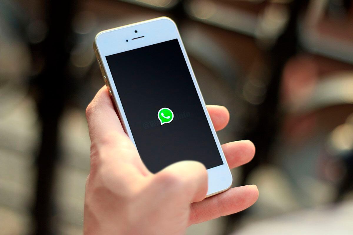 De esta forma lucirá el "modo oscuro" de WhatsApp en tu smartphone. (Foto: Captura)