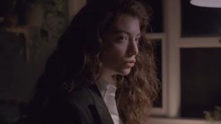 "Hunger Games": Lorde presentó video de "Yellow Flicker Beat"