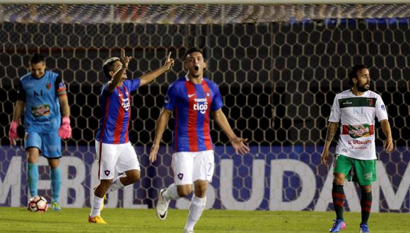 Cerro Porteño se fue al primer tiempo perdiendo 1-0 y terminó triunfando en su casa ante el conjunto uruguayo