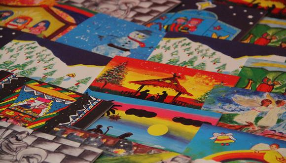 Compra tarjetas de papel reciclado o envía tarjetas de Navidad electrónicas para reducir el desperdicio de papel. (Foto: Andina)