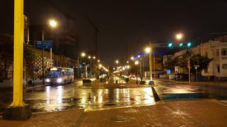 Lima: lluvia de verano cae esta madrugada en varios distritos