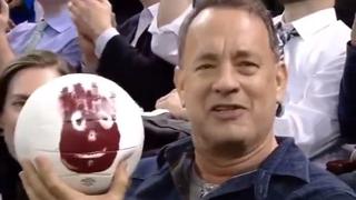 Facebook: Tom Hanks se reencontró con "Wilson" 15 años después