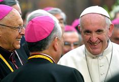 Papa Francisco defiende a obispo acusado de encubrir pedofilia