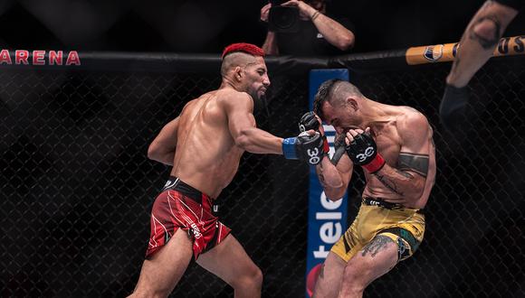 Debut y victoria: peruano Daniel Marcos vence a Saimon Oliveira en la UFC 283 | Foto: UFC