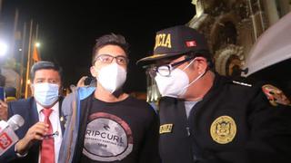 Joven que agredió al congresista Ricardo Burga permanece detenido en la comisaría San Andrés | VIDEO